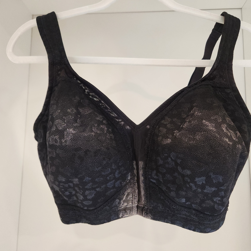 Black Lace-Overlay Full Coverage Minimizer Bra
